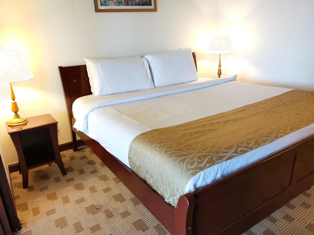Grand Millennium Suite At Berjaya Times Square Kl Kuala Lumpur Exterior photo